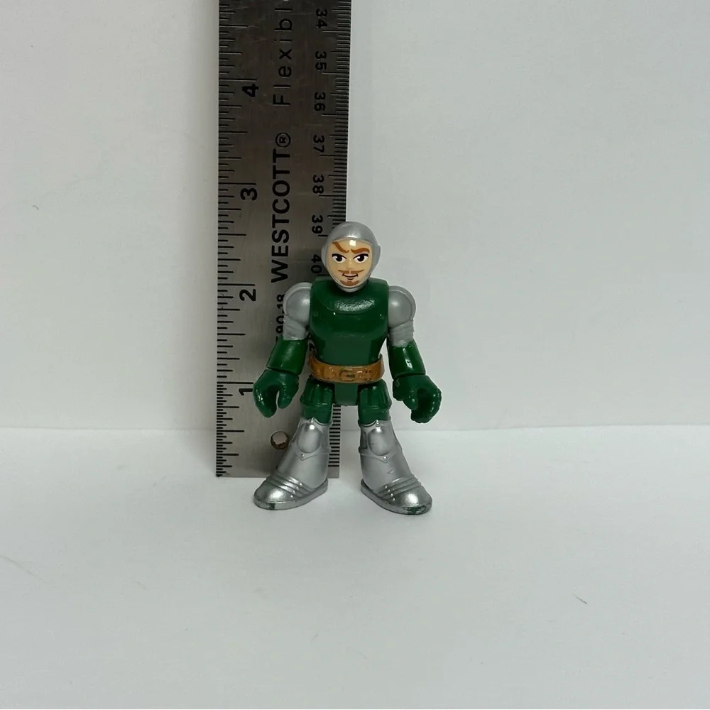 Fisher Price Imaginext Eagle Talon Castle Weapon Set Green Knight Figure